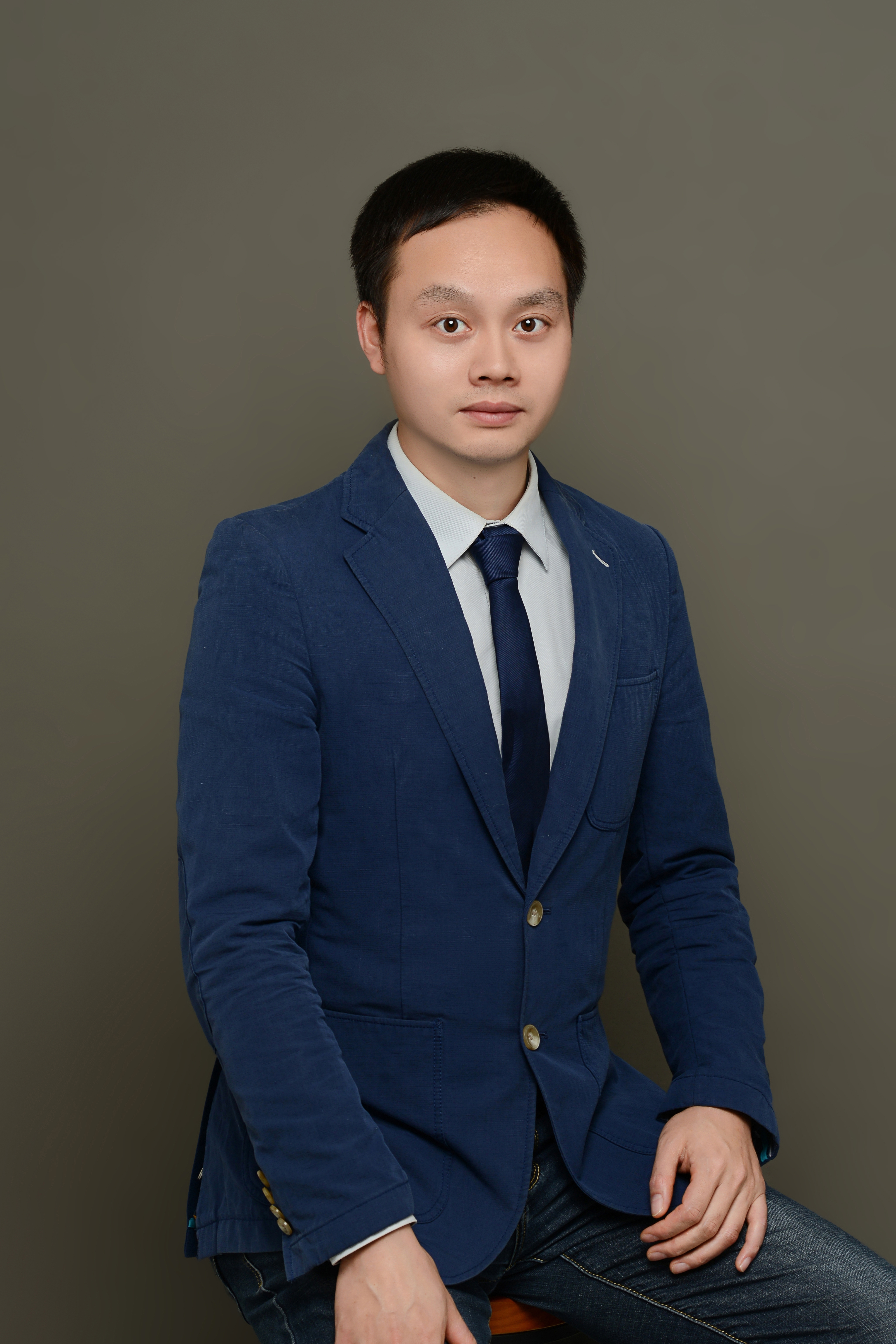王 彪 副教授-西南大学物理科学与技术学院